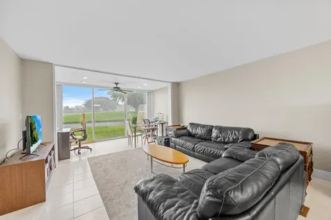 4539 Luxemburg Court Lake Worth FL 33467