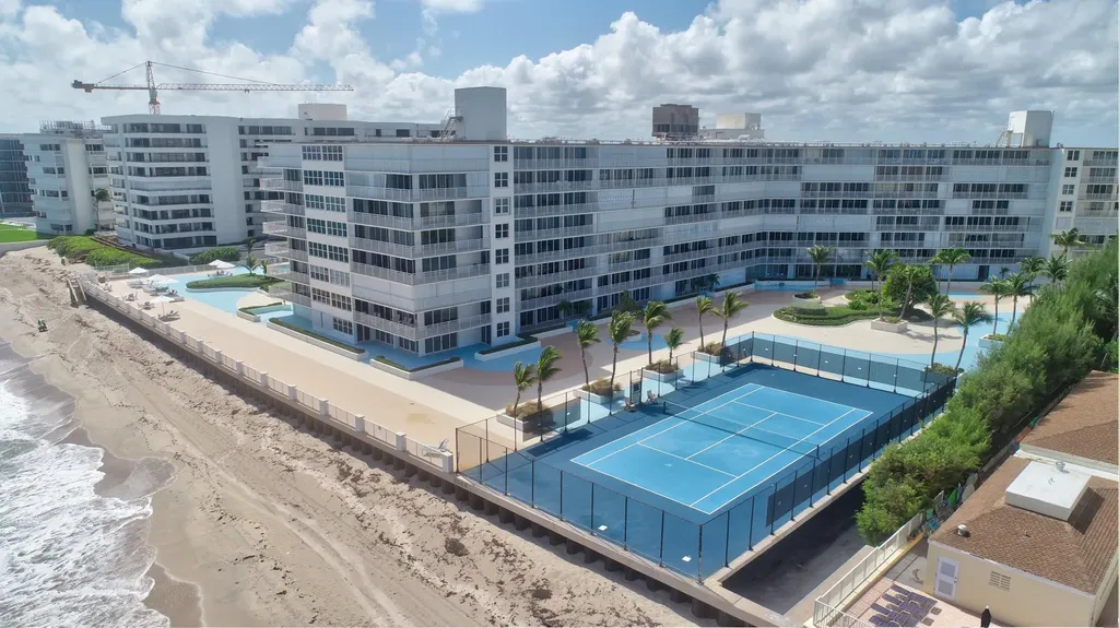 3546 S Ocean Boulevard South Palm Beach FL 33480