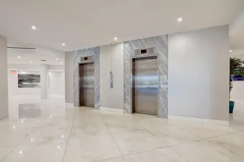 3546 S Ocean Boulevard South Palm Beach FL 33480