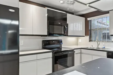 1775 N Andrews Square Fort Lauderdale FL 33311