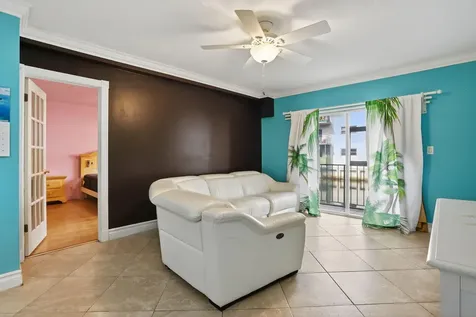 1775 N Andrews Square Fort Lauderdale FL 33311