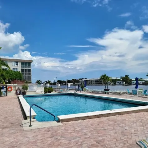 2006 S Federal Highway Boynton Beach FL 33435