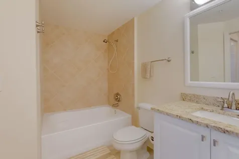 806 E Windward Way Lantana FL 33462