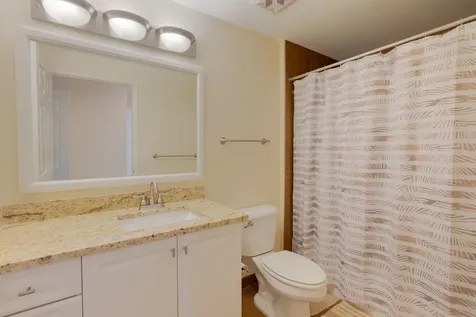 806 E Windward Way Lantana FL 33462