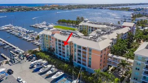 806 E Windward Way Lantana FL 33462
