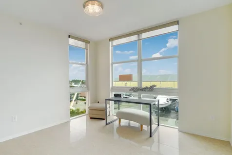 806 E Windward Way Lantana FL 33462