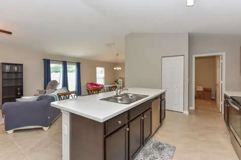 5865 Nw Mesa Circle Port Saint Lucie FL 34986
