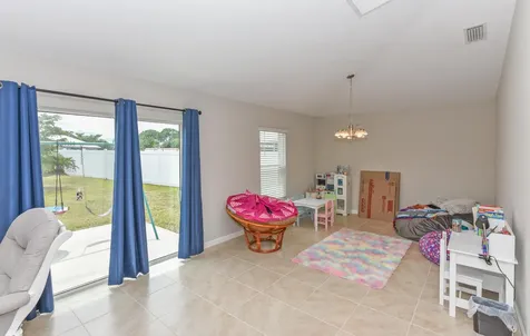 5865 Nw Mesa Circle Port Saint Lucie FL 34986