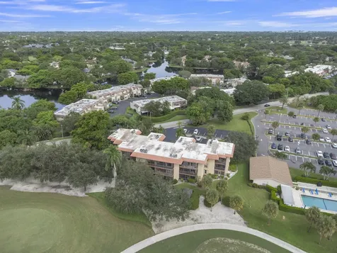 200 Jacaranda Country Club Drive Plantation FL 33324