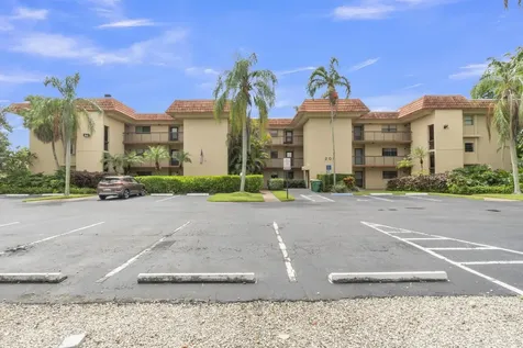 200 Jacaranda Country Club Drive Plantation FL 33324