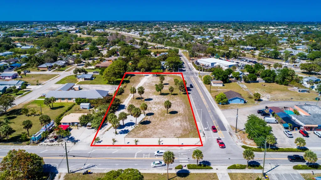 4878 SE Commerce Avenue Stuart FL 34997