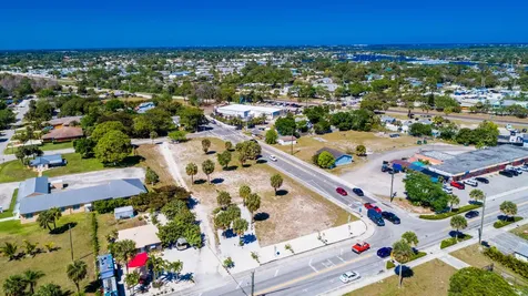 4878 SE Commerce Avenue Stuart FL 34997