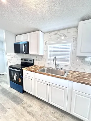 1067 Palm Court Okeechobee FL 34974