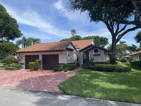6157 Sunny Pointe Circle Delray Beach FL 33484