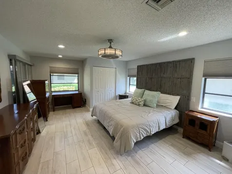 6157 Sunny Pointe Circle Delray Beach FL 33484