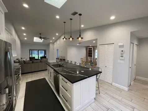 6157 Sunny Pointe Circle Delray Beach FL 33484