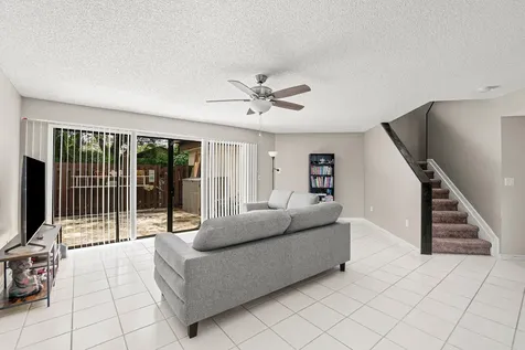 134 Weybridge Circle Royal Palm Beach FL 33411