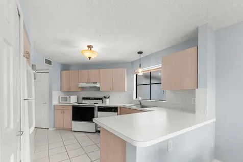 134 Weybridge Circle Royal Palm Beach FL 33411