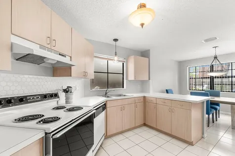 134 Weybridge Circle Royal Palm Beach FL 33411