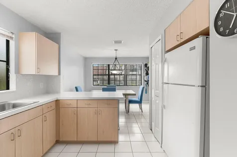 134 Weybridge Circle Royal Palm Beach FL 33411