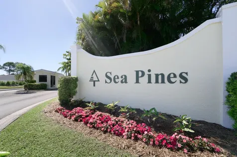 10976 Se Sea Pines Circle Hobe Sound FL 33455