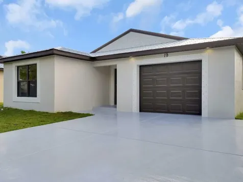 31 Florida Way Port Saint Lucie FL 34952