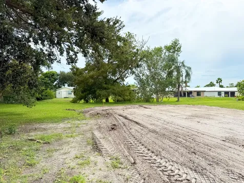 31 Florida Way Port Saint Lucie FL 34952