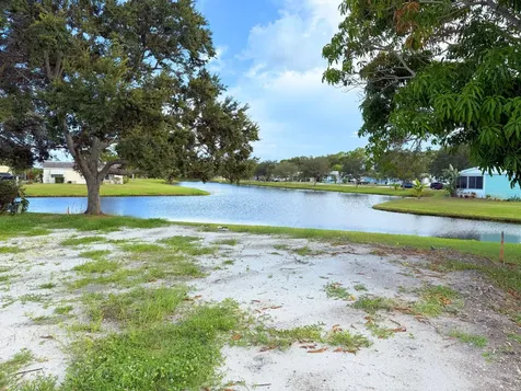 9 Don Quixote Lane Port Saint Lucie FL 34952