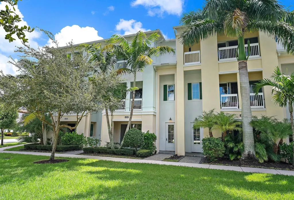 4124 Faraday Way Palm Beach Gardens FL 33418