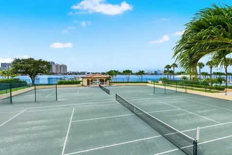 150 Bradley Place Palm Beach FL 33480