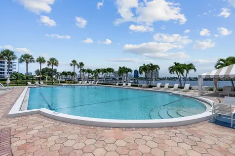 150 Bradley Place Palm Beach FL 33480