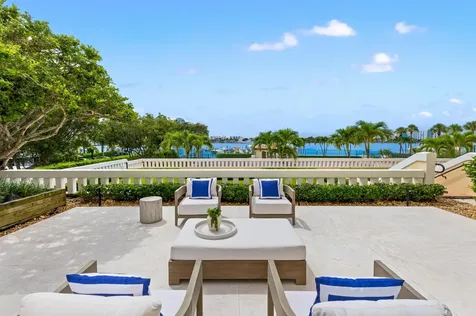 150 Bradley Place Palm Beach FL 33480
