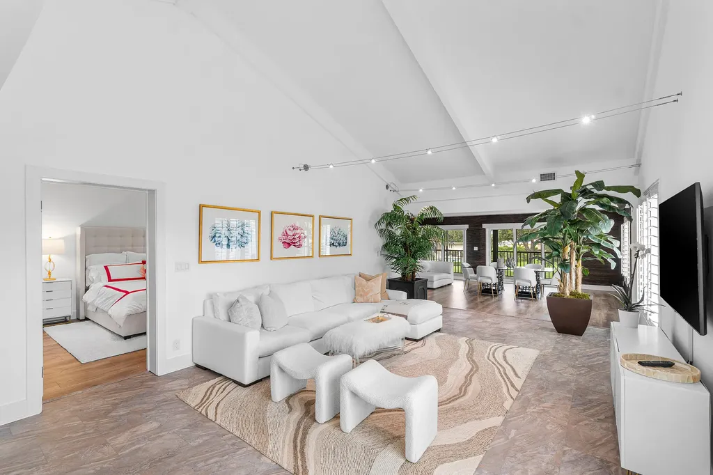 830 Greensward Court Delray Beach FL 33445