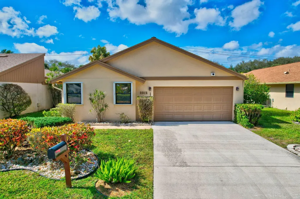 3215 Nw 12th Street Delray Beach FL 33445