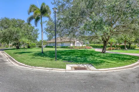 11880 Torreyanna Circle Palm Beach Gardens FL 33412
