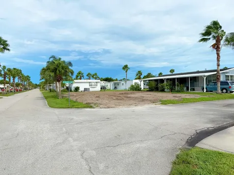 2 Se Hernando Lane Port Saint Lucie FL 34952