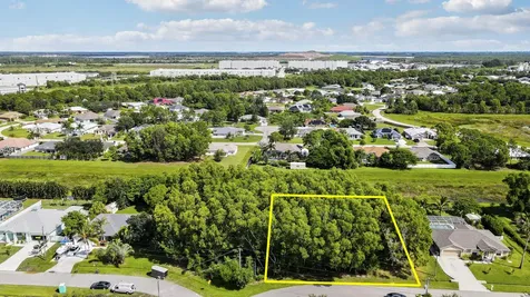 5488 NW Boydga Avenue Port Saint Lucie FL 34986