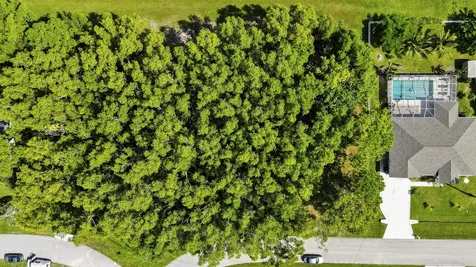 5488 NW Boydga Avenue Port Saint Lucie FL 34986