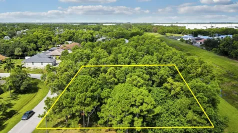 5488 NW Boydga Avenue Port Saint Lucie FL 34986