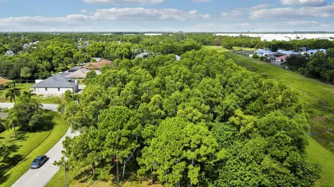 5488 NW Boydga Avenue Port Saint Lucie FL 34986
