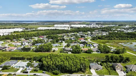 5488 NW Boydga Avenue Port Saint Lucie FL 34986