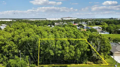 5488 NW Boydga Avenue Port Saint Lucie FL 34986