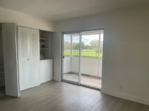 234 Saxony E Delray Beach FL 33446