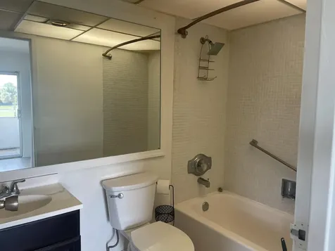 234 Saxony E Delray Beach FL 33446