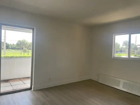 234 Saxony E Delray Beach FL 33446