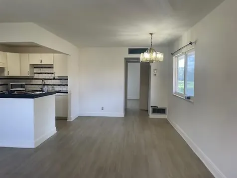 234 Saxony E Delray Beach FL 33446