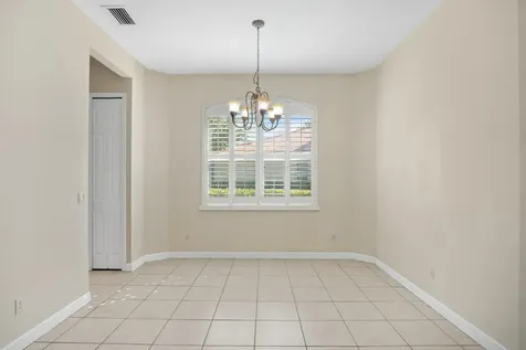 9004 Short Chip Circle Port Saint Lucie FL 34986