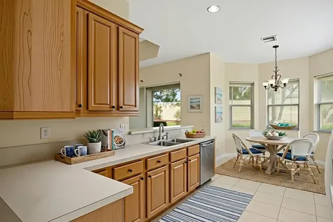 9004 Short Chip Circle Port Saint Lucie FL 34986