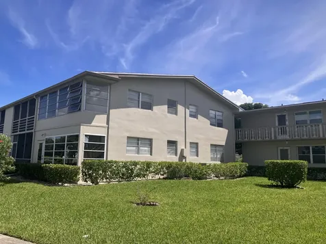 285 Northampton O West Palm Beach FL 33417