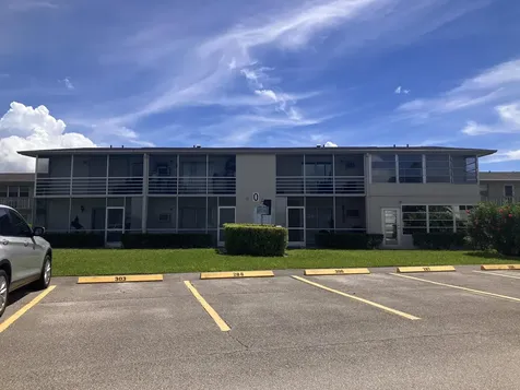 285 Northampton O West Palm Beach FL 33417